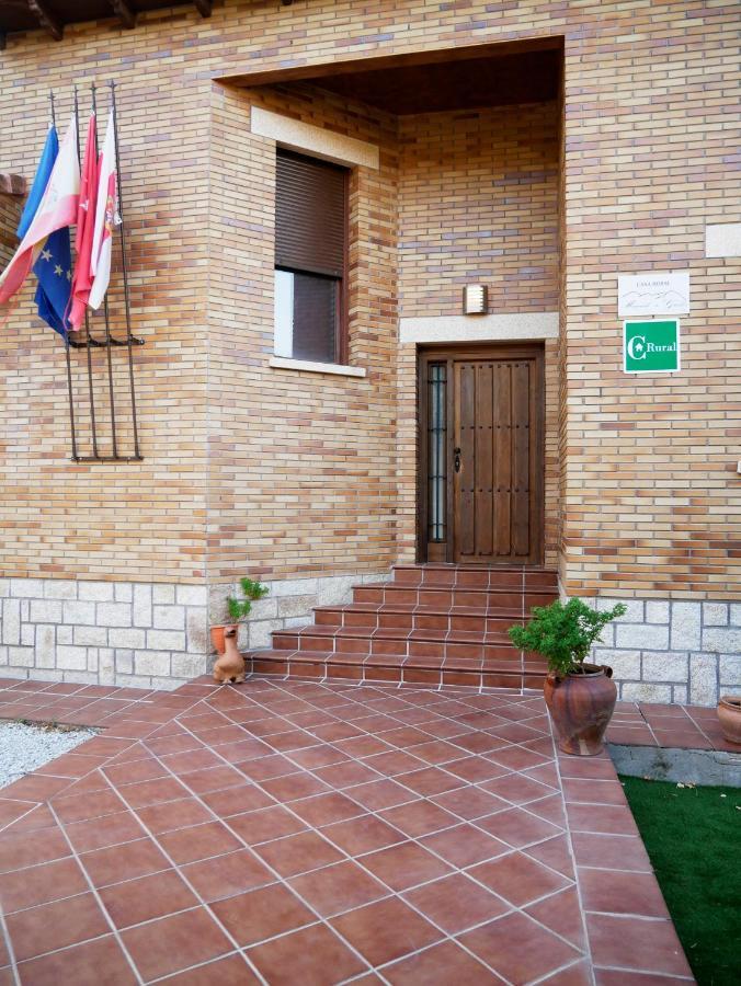 Casa Rural Mirando A Gredos Cadalso de los Vidrios Eksteriør bilde
