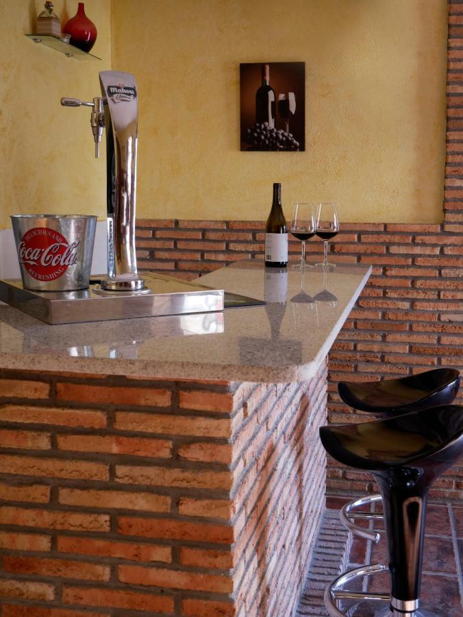 Casa Rural Mirando A Gredos Cadalso de los Vidrios Eksteriør bilde